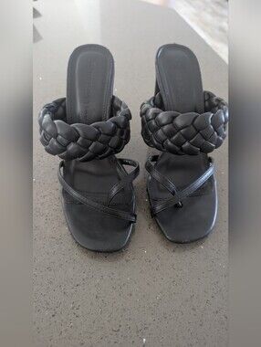 DIVA Lounge Black Braided Strap Square-Toe Heeled Sandals